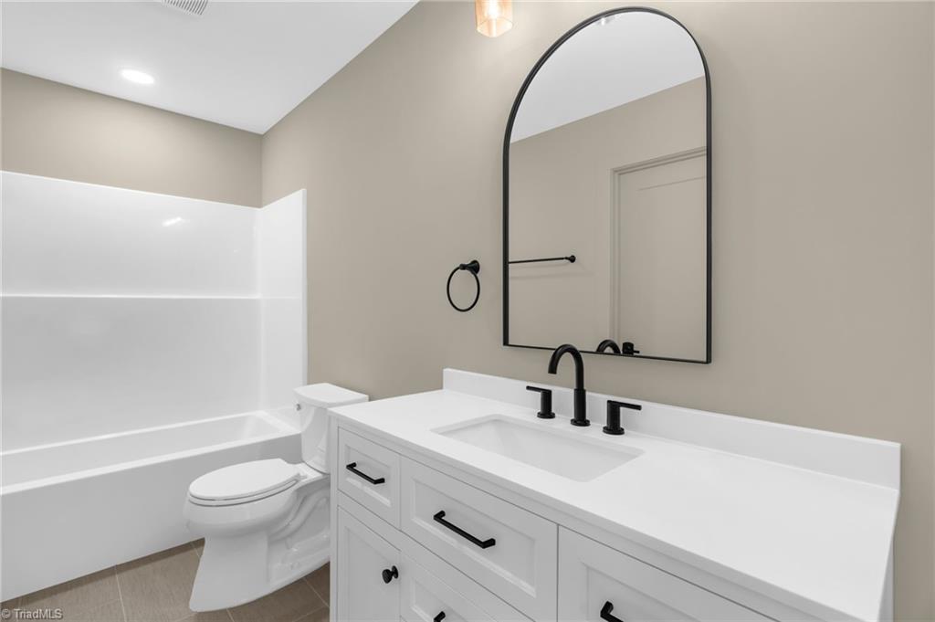 8810 Rudy Drive Kernersville, NC 27284 - Photo 33 of 48 3rd Full Bathroom on 2nd floor