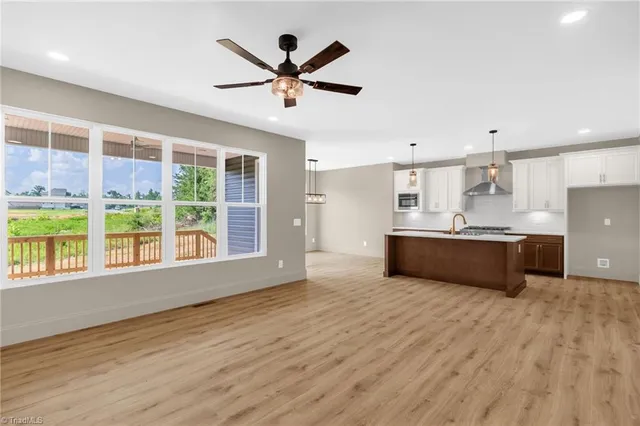 $639,900 | 8810 Rudy Drive, Kernersville, NC 27284