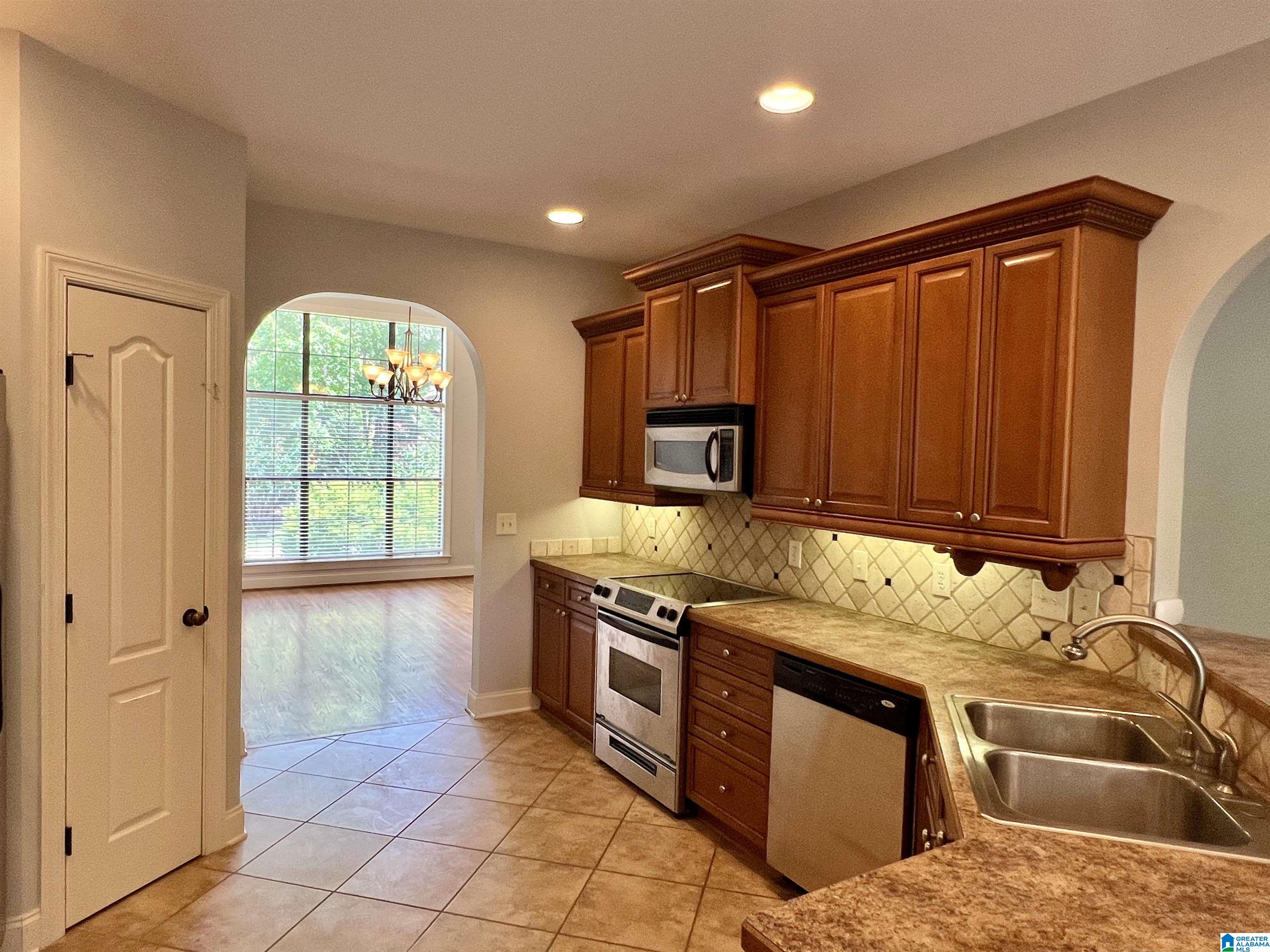 221 Thoroughbred Lane Alabaster, AL 35007 - Photo 17 of 32