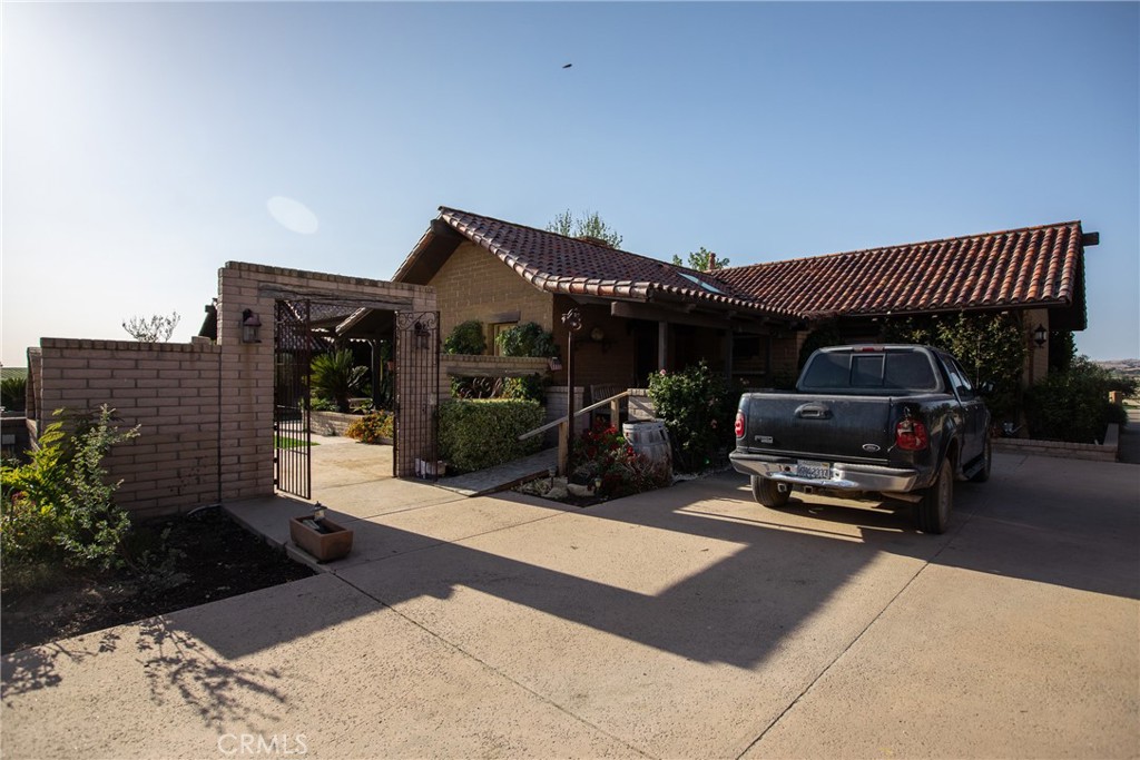 2995 Pleasant Road San Miguel, CA 93451 - Photo 16 of 75