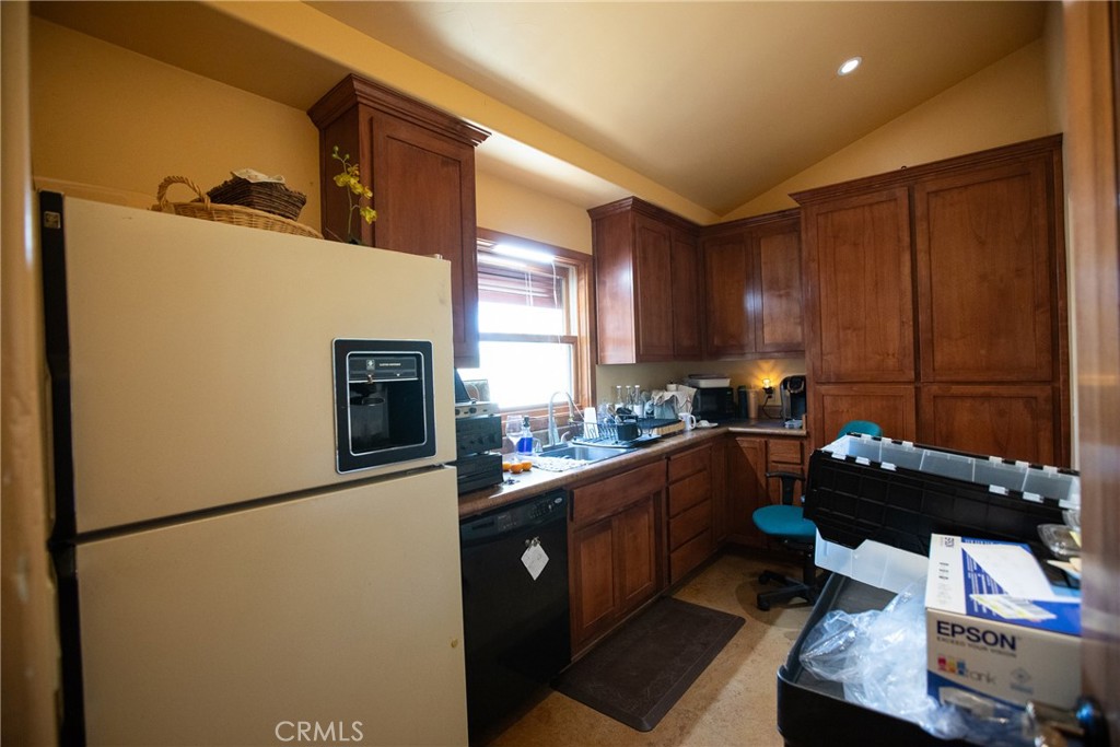 2995 Pleasant Road San Miguel, CA 93451 - Photo 30 of 75