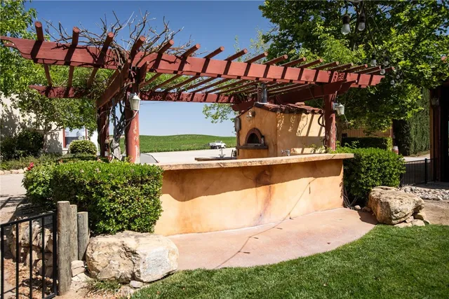 $8,150,000 | 2995 Pleasant Road, San Miguel, CA 93451