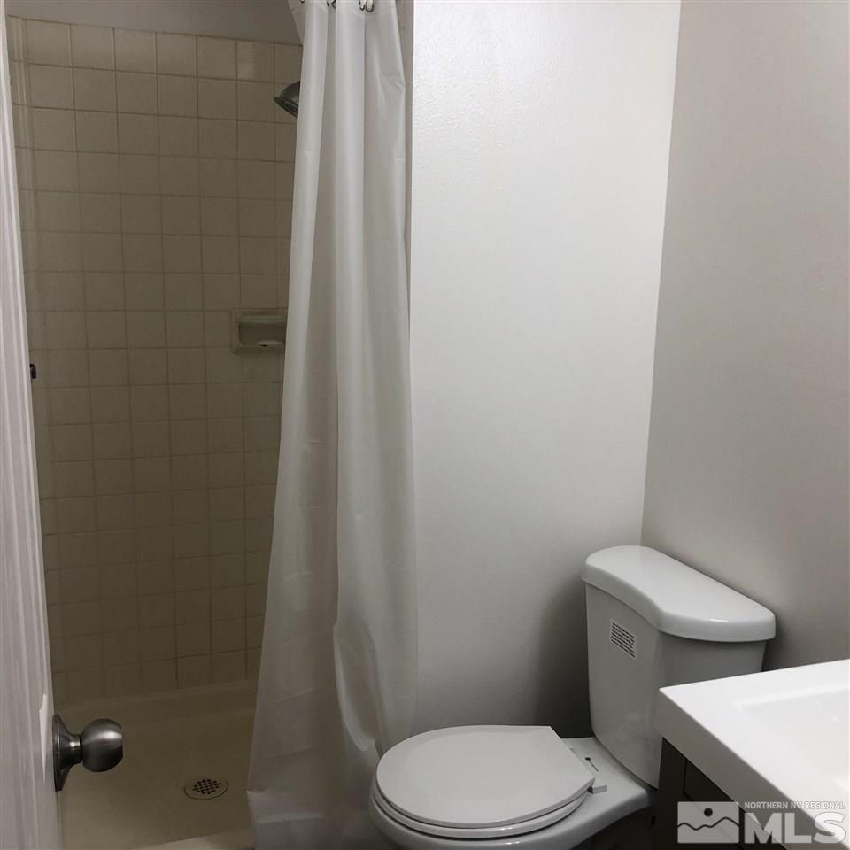6720 Lotus Street Reno, NV 89506 - Photo 13 of 17 Photo 14