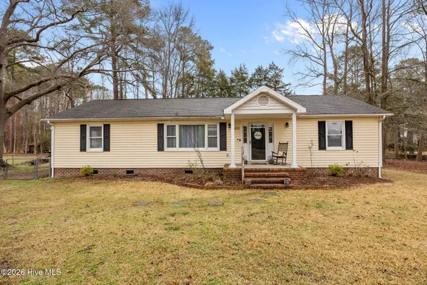 $235,500 | 6433 Country Club Drive, Grifton, NC 28530