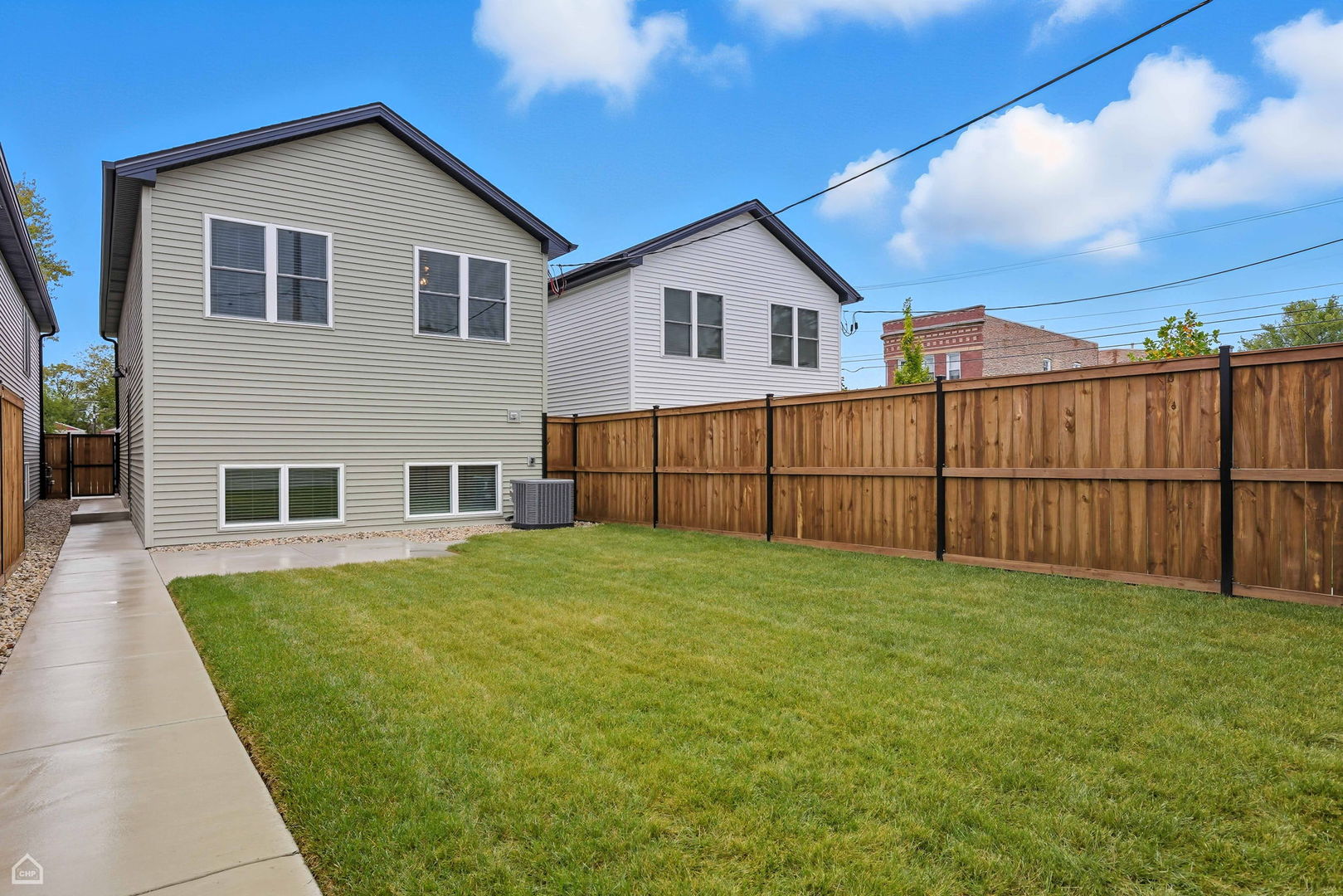 559 North Springfield Avenue Chicago, IL 60624 - Photo 17 of 20