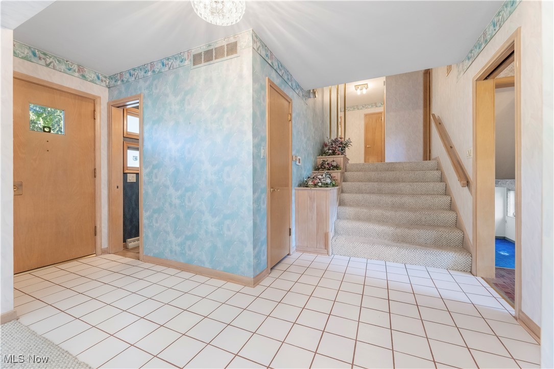 2490 Brice Road Akron, OH 44313 - Photo 5 of 42 View of tiled entrance foyer
