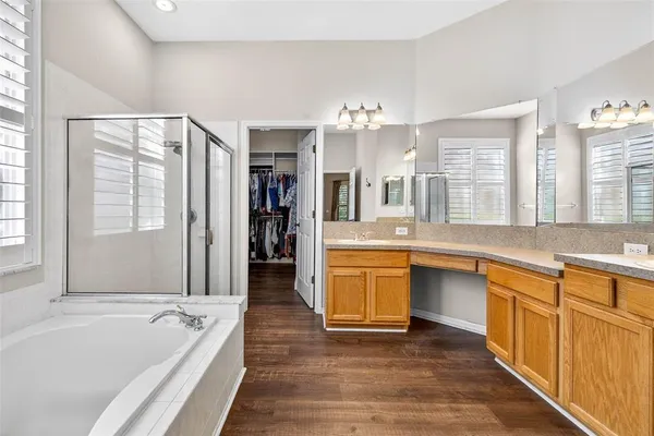 $729,000 | 15036 Eaglerise Drive, Lithia, FL 33547