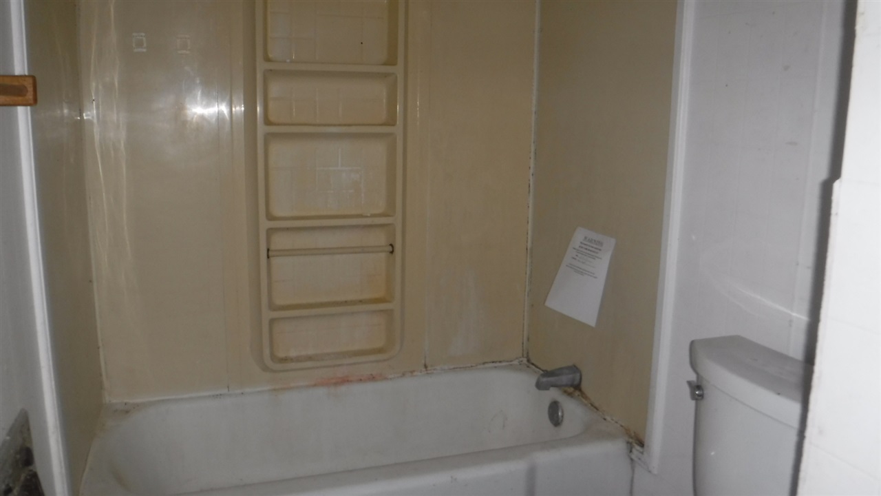 47 Baxter Street Rutland, VT 05701 - Photo 8 of 12