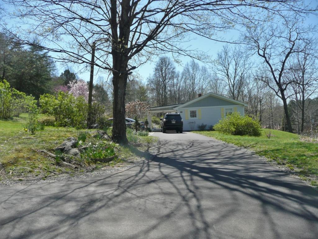 869 Cooks Valley Road Kingsport, TN 37664 - Photo 19 of 24 Photo 20