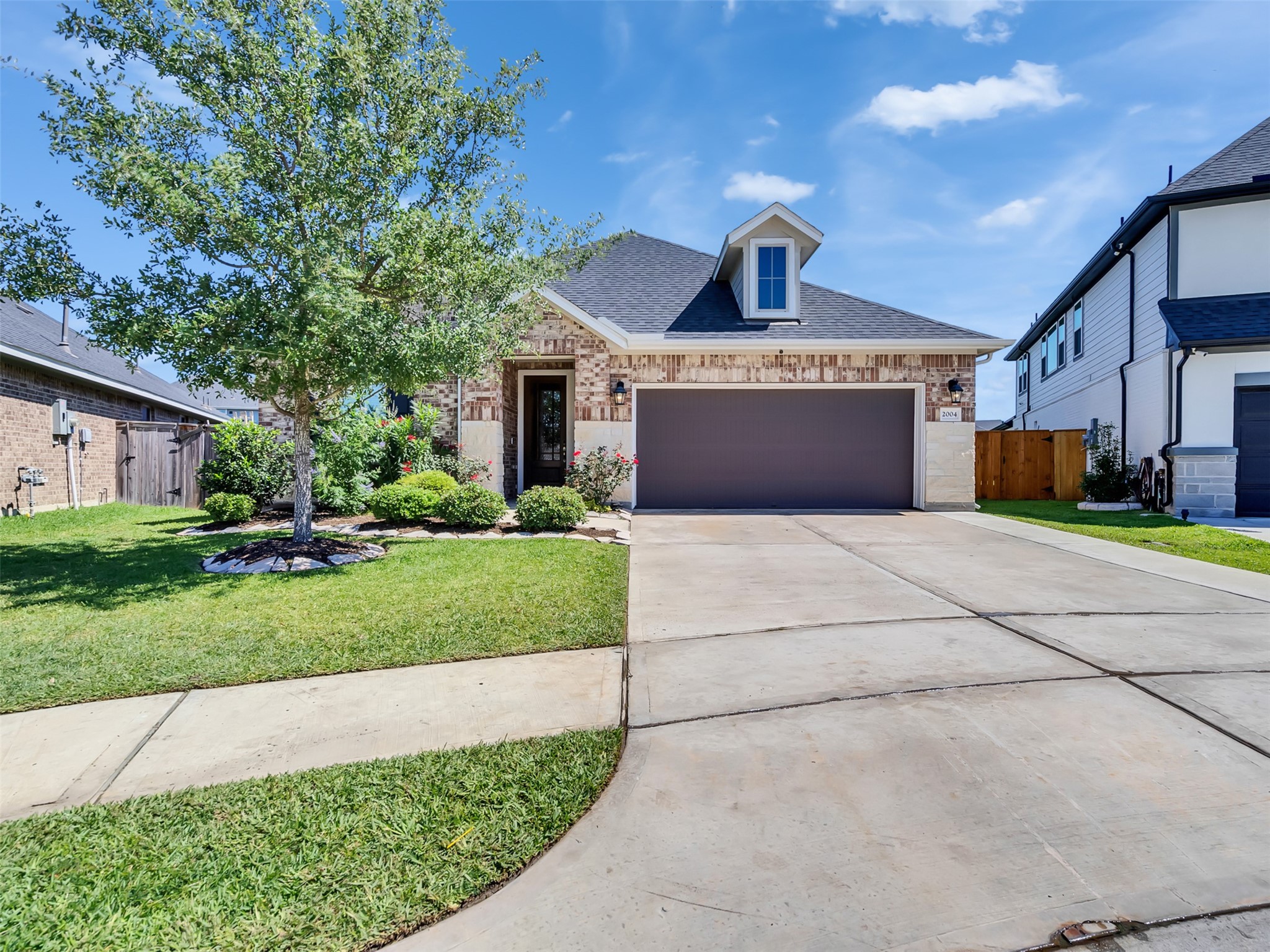 2004 Sadtler Ridge Circle La Porte, TX 77571 - Photo 4 of 37