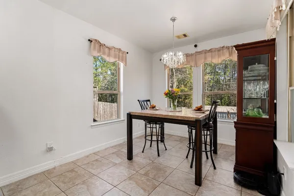 $450,000 | 2007 Brookmont Drive, Conroe, TX 77301