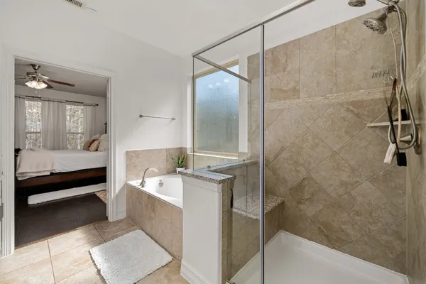 $450,000 | 2007 Brookmont Drive, Conroe, TX 77301