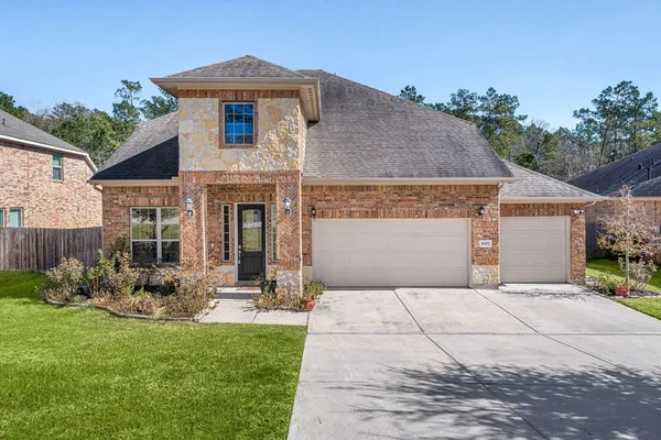$450,000 | 2007 Brookmont Drive, Conroe, TX 77301