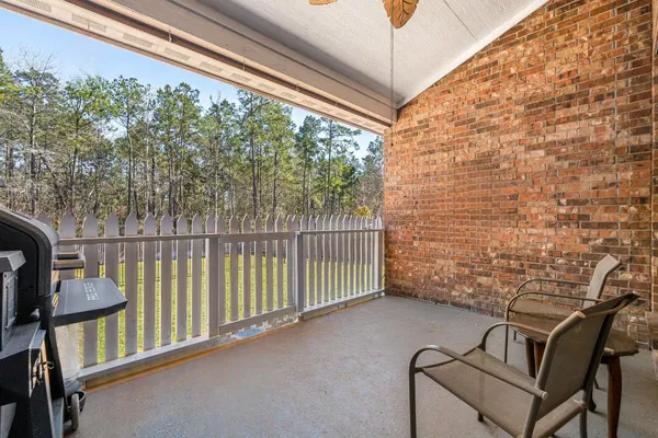 $450,000 | 2007 Brookmont Drive, Conroe, TX 77301