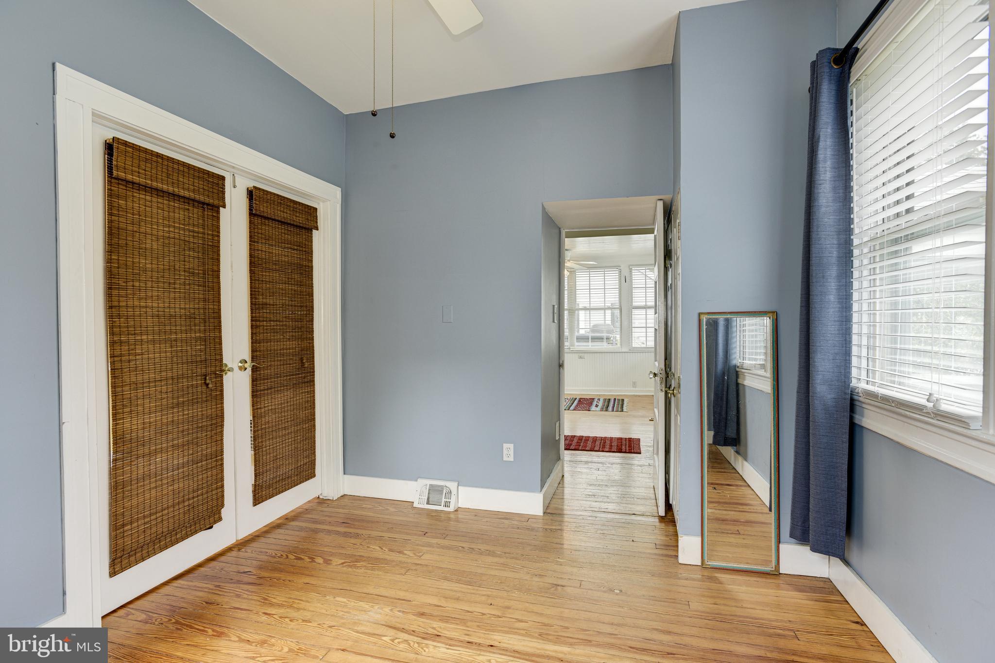 826 Cedarcroft Road Baltimore, MD 21212 - Photo 23 of 55 or with doors closed