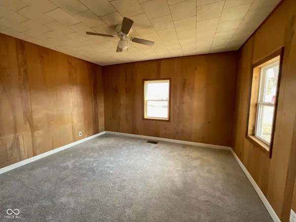 $119,900 | 577 Blue Street, Montezuma, IN 47862