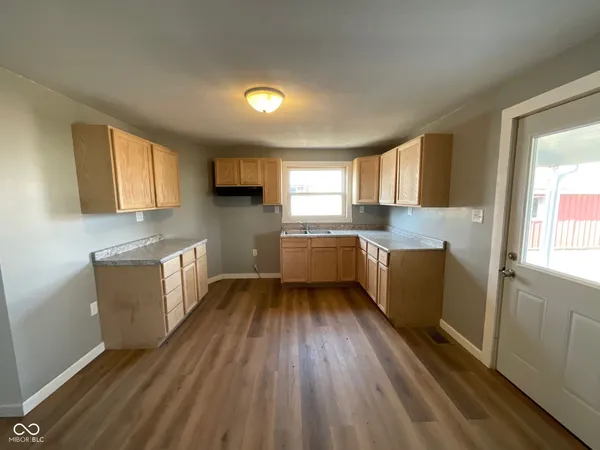 $119,900 | 577 Blue Street, Montezuma, IN 47862