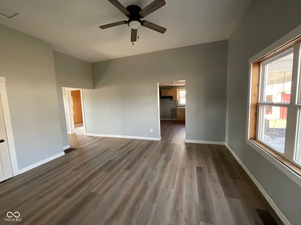 $119,900 | 577 Blue Street, Montezuma, IN 47862