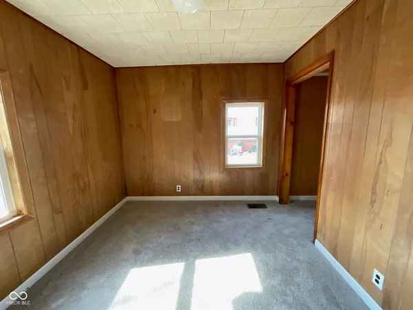 $119,900 | 577 Blue Street, Montezuma, IN 47862