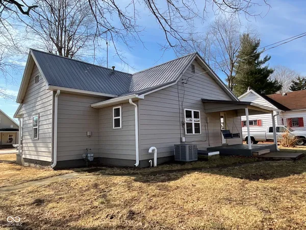 $119,900 | 577 Blue Street, Montezuma, IN 47862