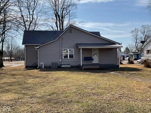 $119,900 | 577 Blue Street, Montezuma, IN 47862