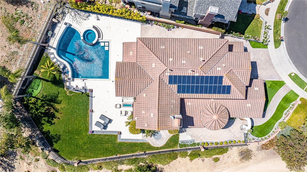 11 Epona Way Ladera Ranch, CA 92694 - Photo 33 of 41 a view of outdoor space and yard