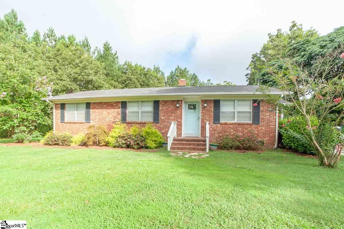 2729 Baird Road Clover, SC 29710 - Photo 2 of 16 Gallery Image 2