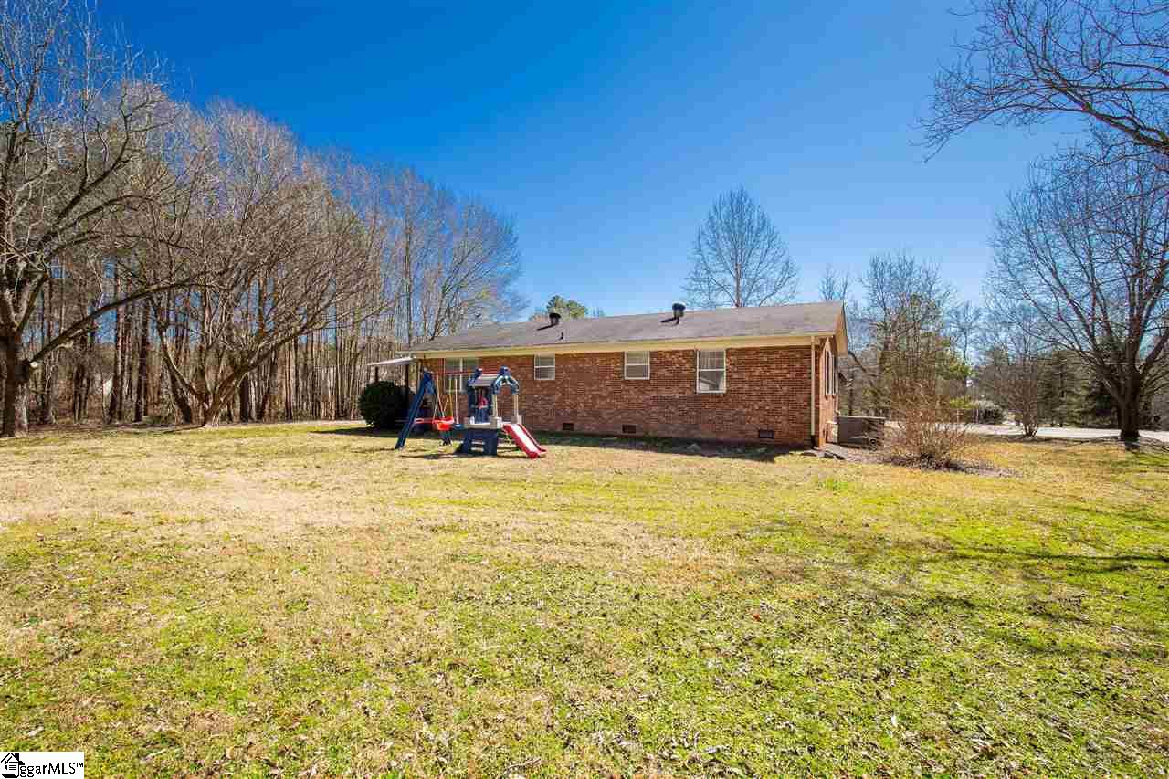 2729 Baird Road Clover, SC 29710 - Photo 14 of 16 Gallery Image 14