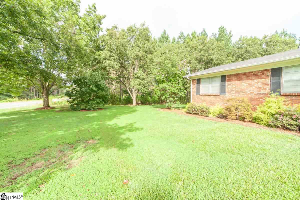 2729 Baird Road Clover, SC 29710 - Photo 3 of 16 Gallery Image 3