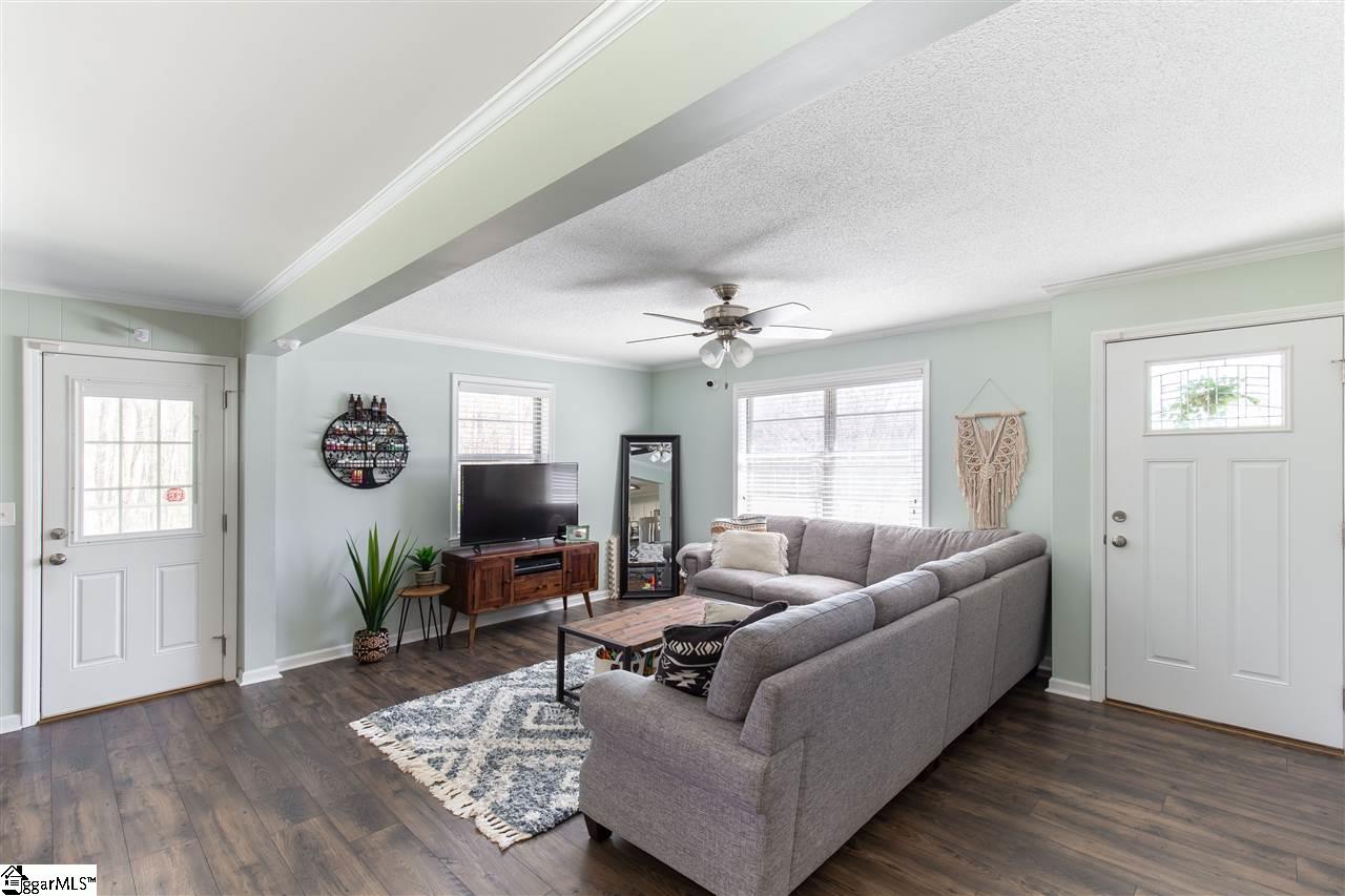 2729 Baird Road Clover, SC 29710 - Photo 5 of 16 Gallery Image 5