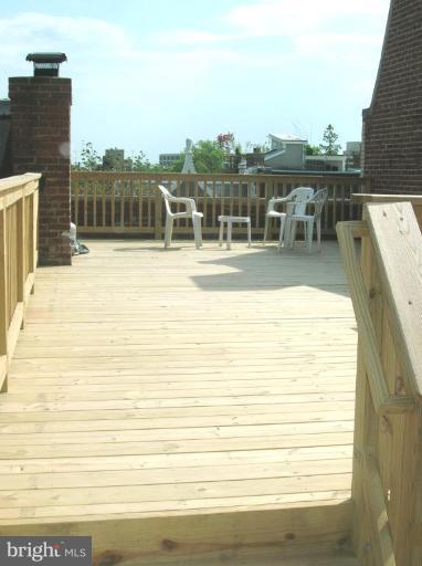 1841 Kalorama Road Northwest, Unit 2 Washington, DC 20009 - Photo 10 of 16 Deck