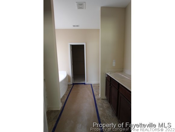 3909 Racking Horse Road Hope Mills, NC 28348 - Photo 9 of 11 Gallery Image 9