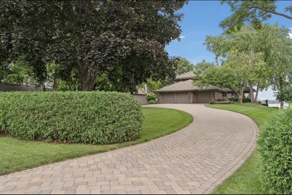 $2,690,000 | 2255 South Shore Boulevard, White Bear Lake, MN 55110