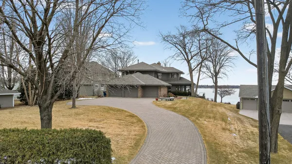 $2,690,000 | 2255 South Shore Boulevard, White Bear Lake, MN 55110