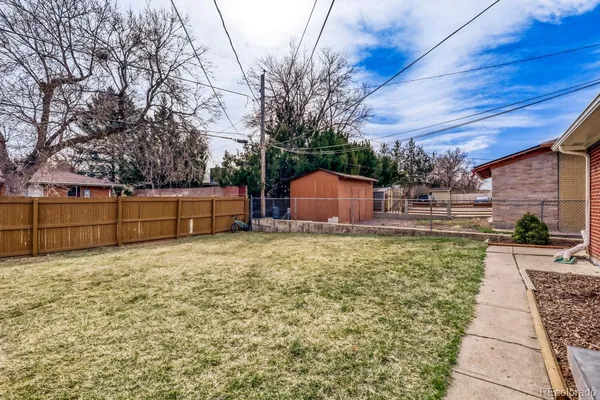 $585,000 | 370-372 Dayton Street, Aurora, CO 80010