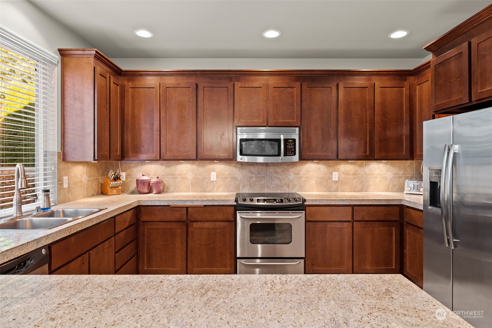 4324 Rigi Street Southeast Lacey, WA 98503 - Photo 10 of 29 Gallery Image 10