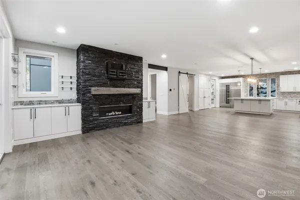 $11,500 | 332 13th Avenue, Kirkland, WA 98033