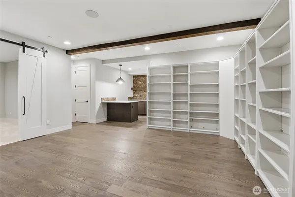 $11,500 | 332 13th Avenue, Kirkland, WA 98033