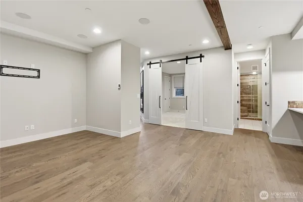 $11,500 | 332 13th Avenue, Kirkland, WA 98033