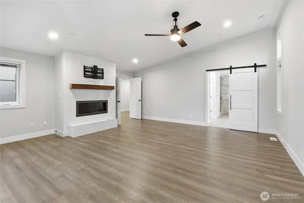 $11,500 | 332 13th Avenue, Kirkland, WA 98033