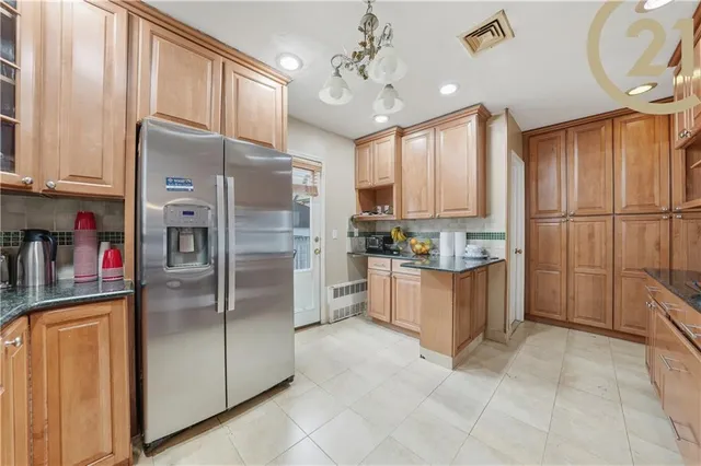 $1,599,999 | 2318 Avenue K | East Midwood