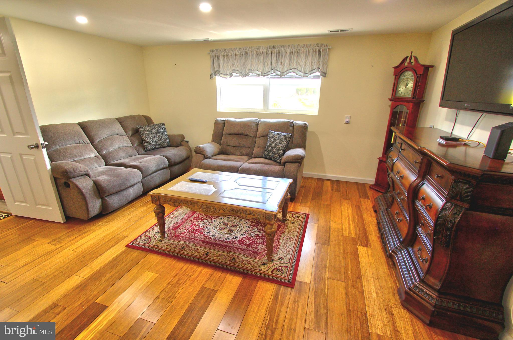 1206 Nassau Road Warminster, PA 18974 - Photo 19 of 26 Gallery Image 19