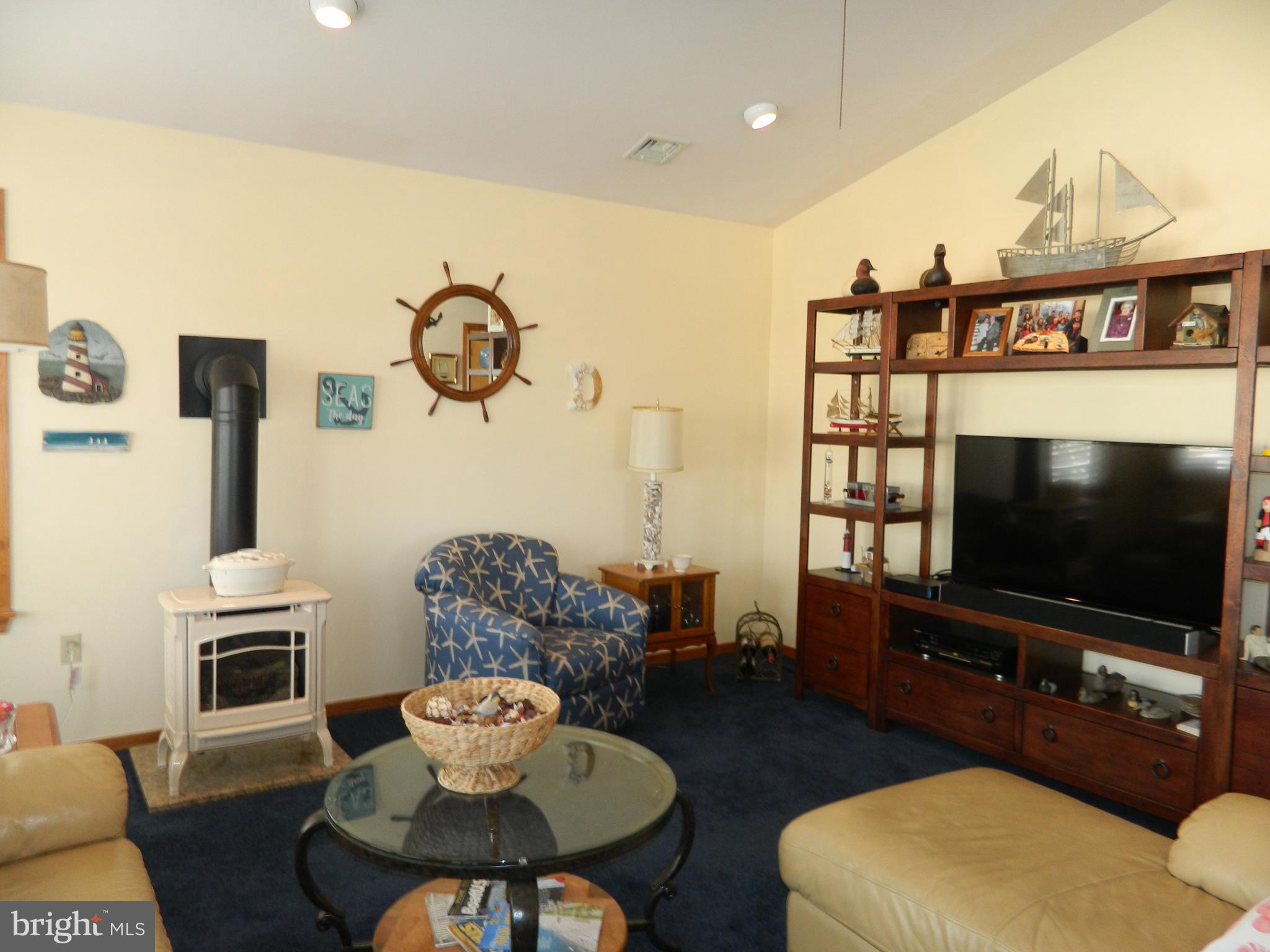 42 Parker Road Tuckerton, NJ 08087 - Photo 5 of 44