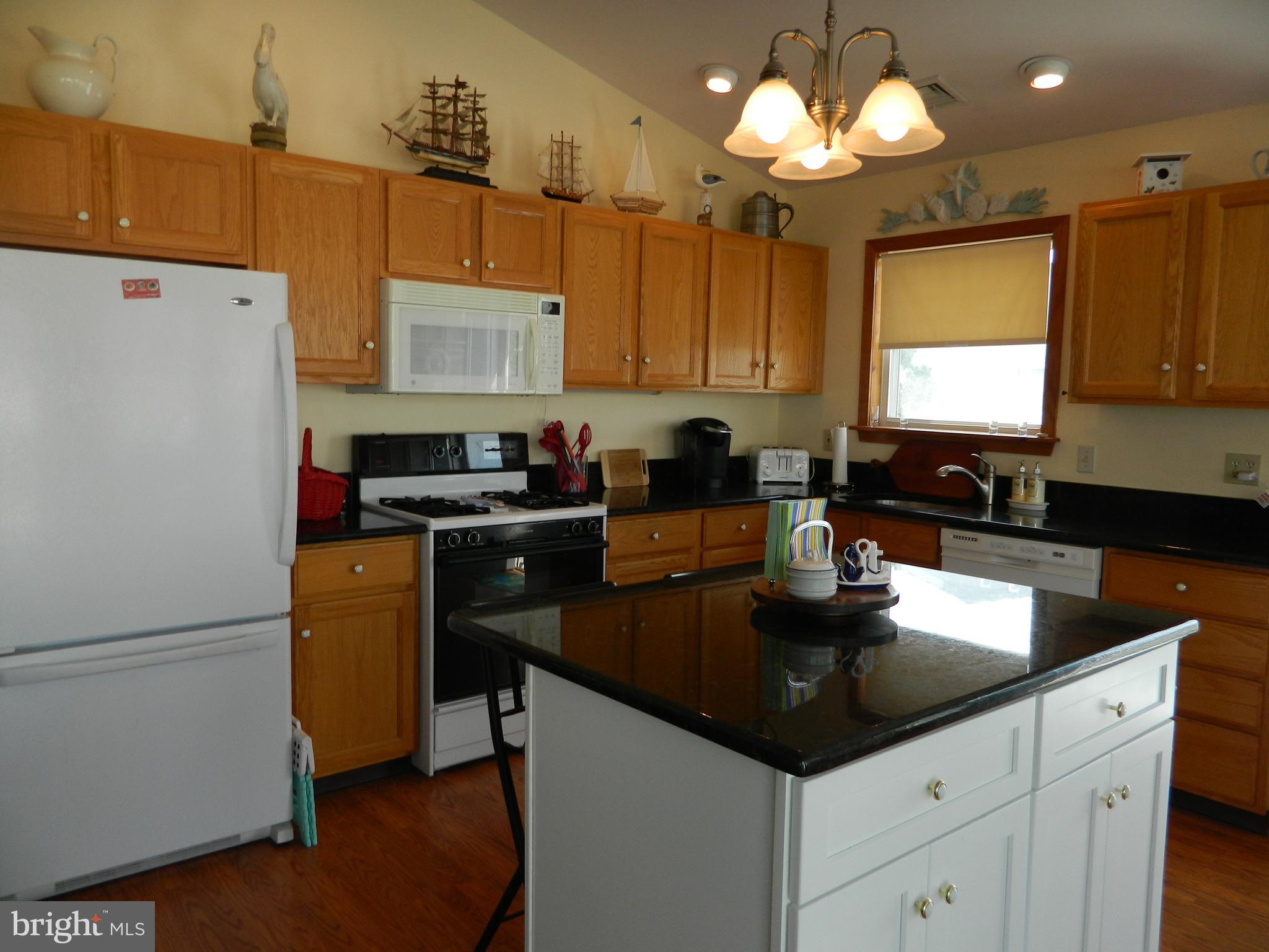 42 Parker Road Tuckerton, NJ 08087 - Photo 10 of 44