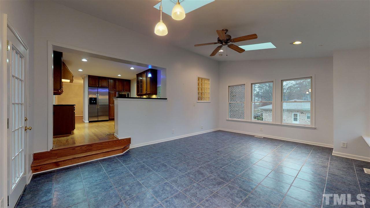 5500 Knollwood Road Raleigh, NC 27609 - Photo 17 of 29