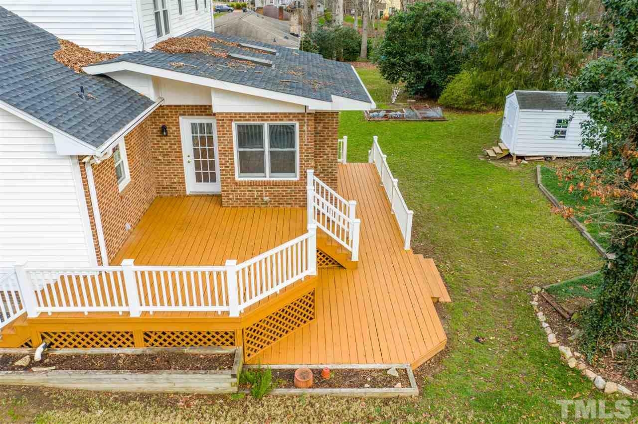 5500 Knollwood Road Raleigh, NC 27609 - Photo 3 of 29