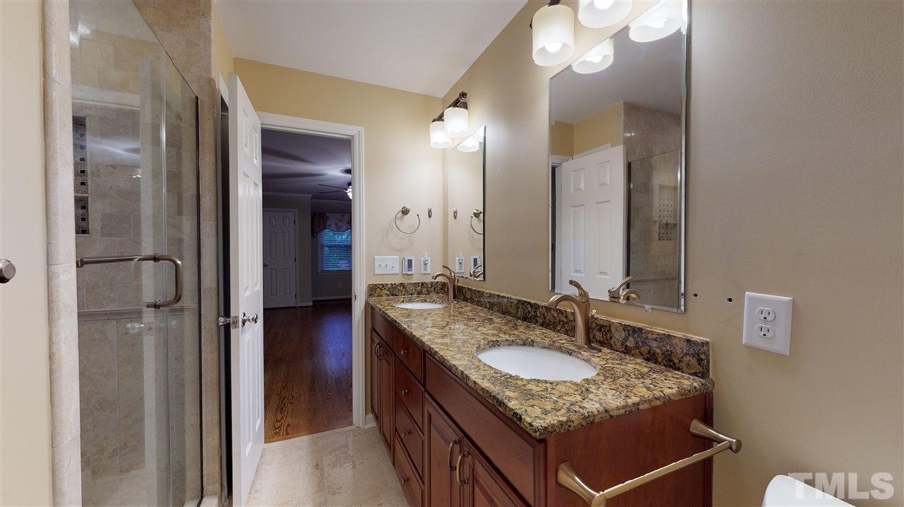 5500 Knollwood Road Raleigh, NC 27609 - Photo 22 of 29