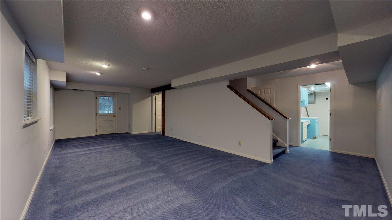 5500 Knollwood Road Raleigh, NC 27609 - Photo 27 of 29