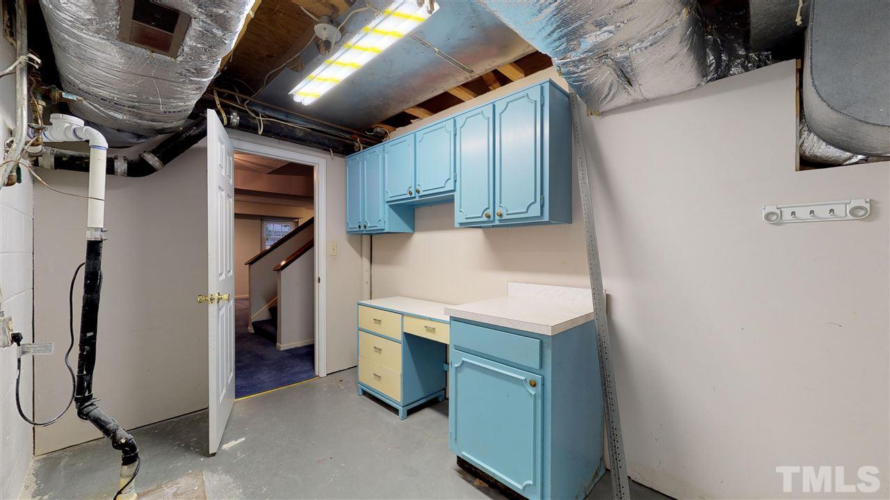 5500 Knollwood Road Raleigh, NC 27609 - Photo 28 of 29