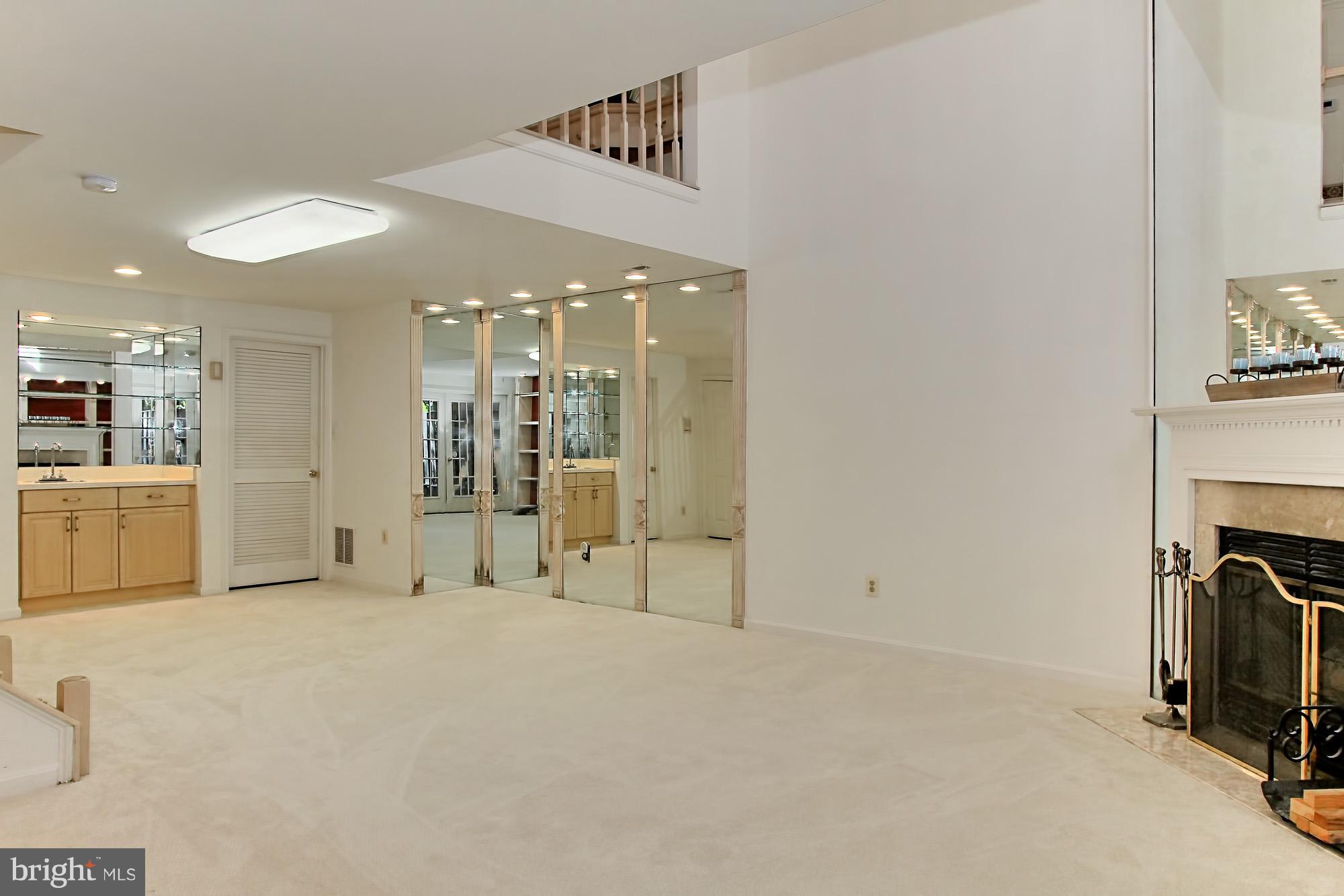 8705 Stone Hill Place Springfield, VA 22153 - Photo 14 of 30 Interior (General)